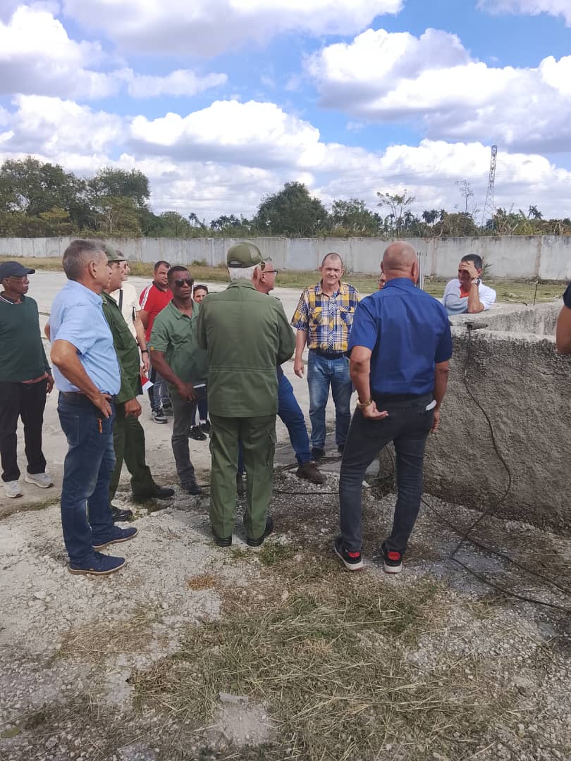 Recorrido por una obra de impacto social, en la Habana. Dónde participo Lázaro presidente del OSDE y nuestro director Yusio, y otros directivos de RC.