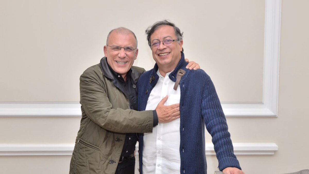 El candidato presidencial <a href="/RoyBarreras/">Roy Barreras</a> envió un mensaje claro de unidad: el cambio no fue obra de un solo sector, sino de la unión entre distintas fuerzas. “Solos no pueden y yo tampoco solo puedo; necesito a todos para unir a Colombia”, afirmó, que es el verdadero éxito.