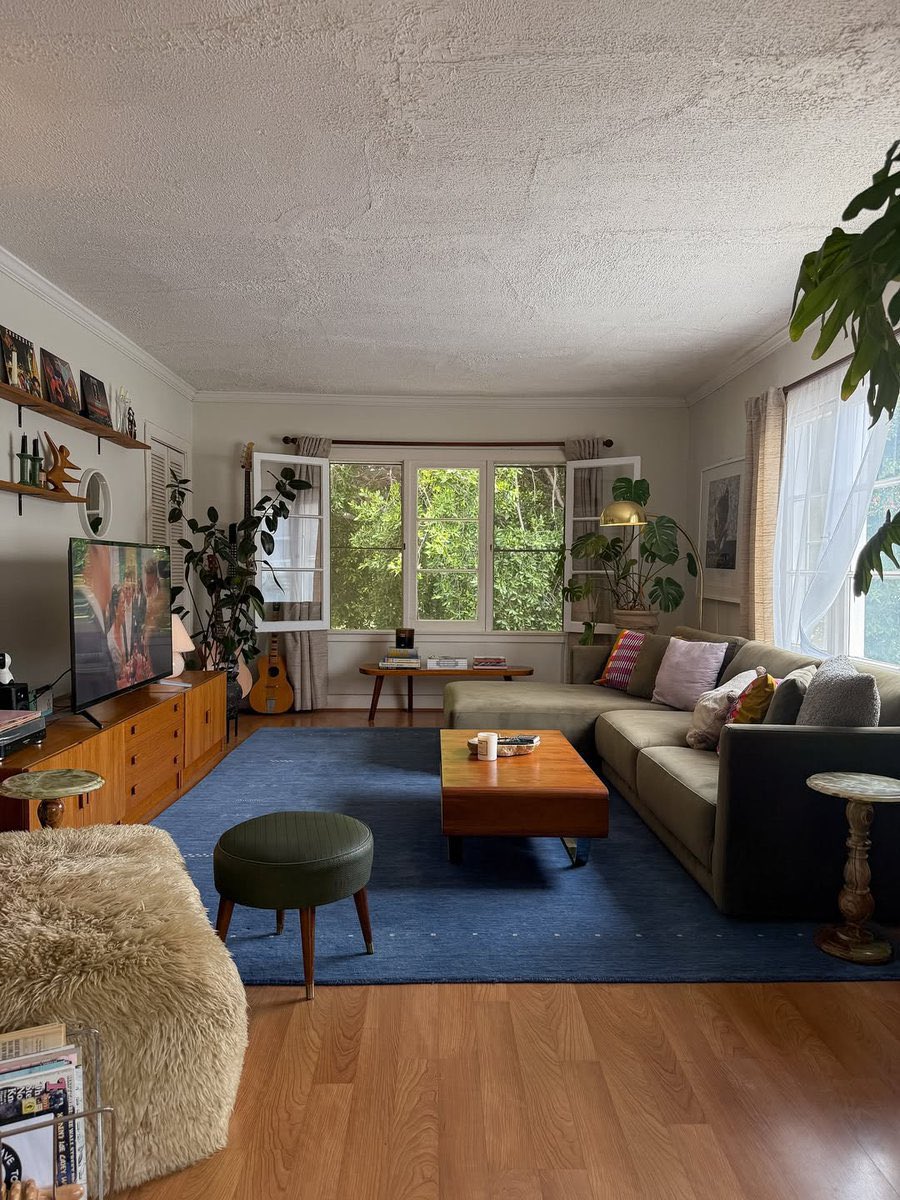 Intermood tweet media