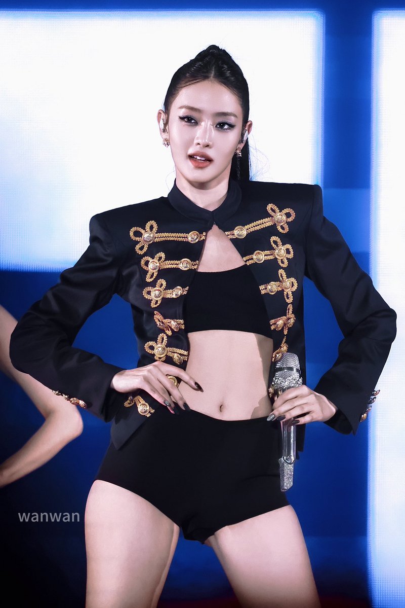 minnie (@hourlyminniee) on Twitter photo 