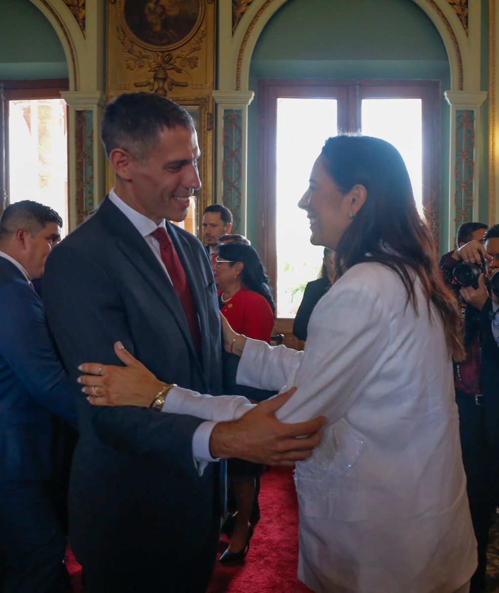 Claudia Centurión tweet media