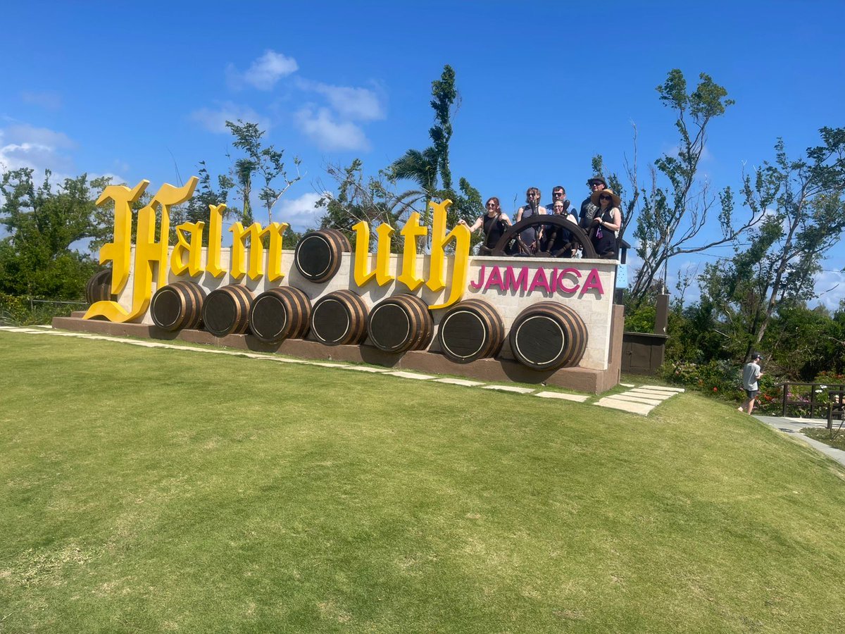 They had a wonderful day on their #cruise to #Jamaica! They visited and this Historic town of #Falmouth and spent some time at #876BeachFalmouth.
We thank them for using our service!
IslandAdventuresbyGTours.com
 #beachday #cruisetojamaica #vacationinjamaica  #FalmouthJamaica #tours
