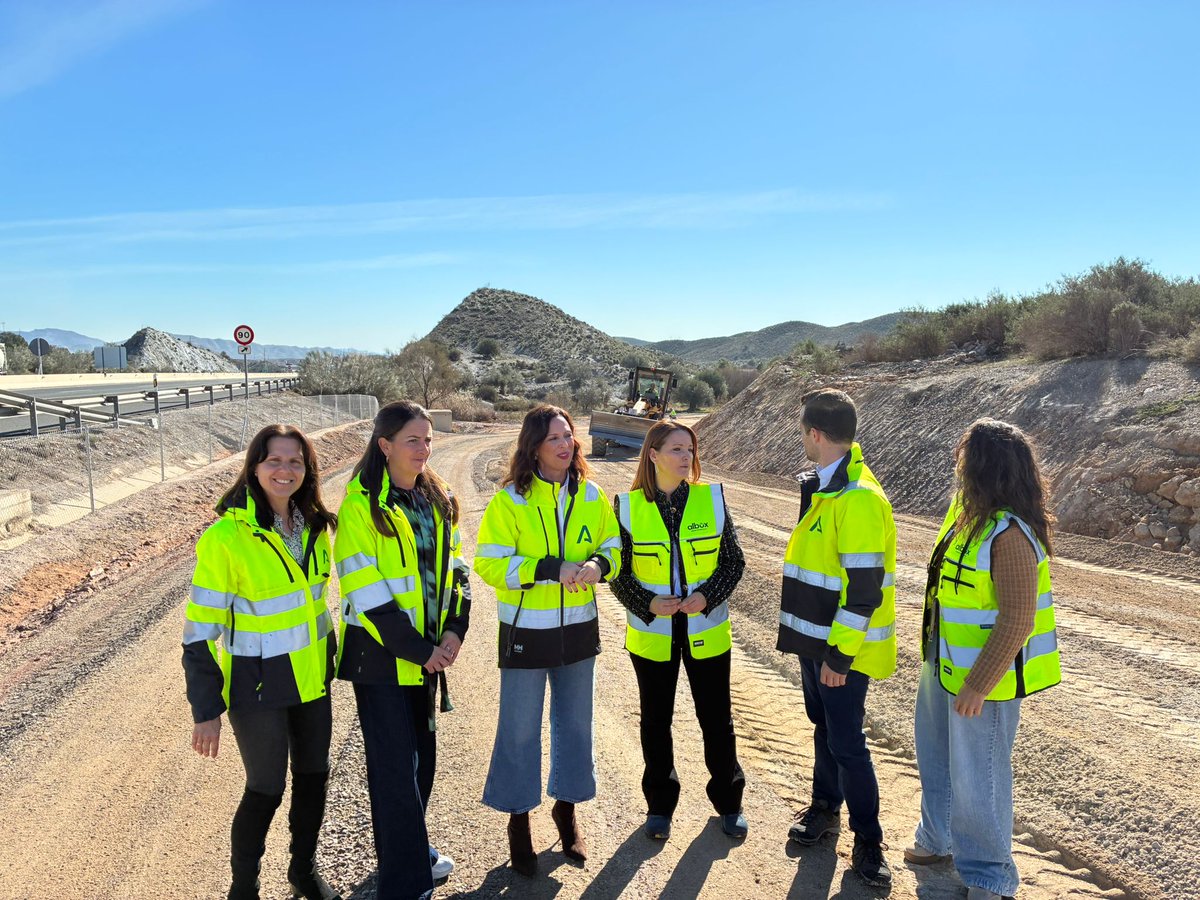 AlmeriaJunta's tweet photo. 🚧 La Junta finalizará en abril el acceso directo del Polígono Terdiguera de #Albox a la A-334.

✅ 828.988 € de inversión
✅ Más seguridad
✅ Impulso al tejido productivo del Almanzora
Mejorando la competitividad y evitando el paso de tráfico pesado por el casco urbano https://t.co/JeKPi0eUhi
