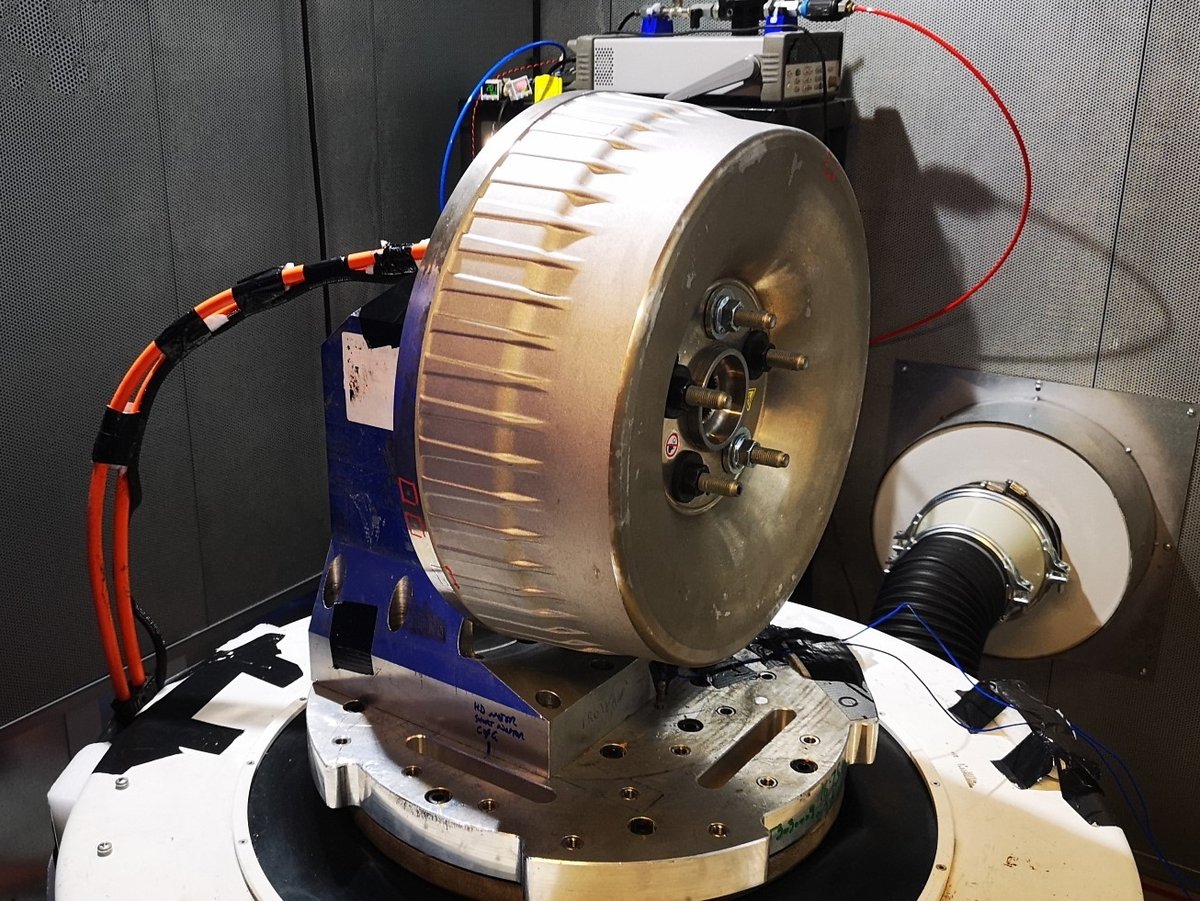 DrivesnControls's tweet photo. Japanese clutch-maker buys UK in-wheel motor pioneer for €30m
@ProteanElect
#electricmotors #electricvehicles #inwheelmotors
https://t.co/F8CSFh3wVJ https://t.co/mfL71YjW7o