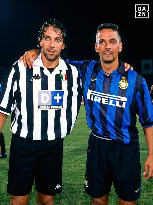 One Picture. Two Legends.