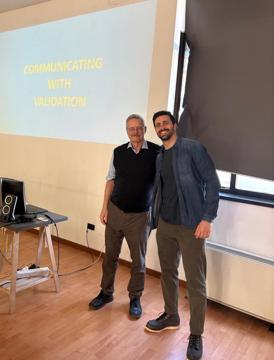 Enry_Ve's tweet photo. Two days with Prof S.Linton, clinical psychologist, creator of the fear avoidance model and one of the world’s leading experts in the management of patients with persistent pain from a psychologically informed perspective. Honoured to have invited him and translated his workshop https://t.co/6y6JHVronf