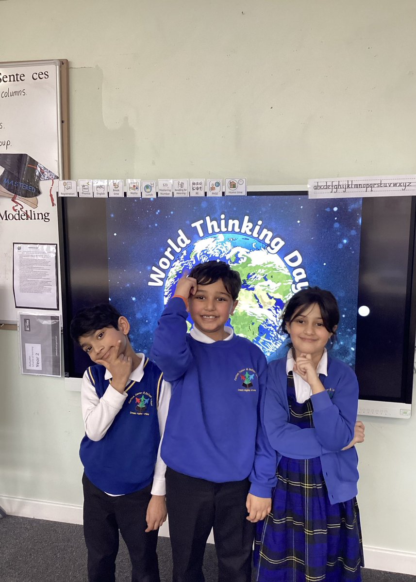 carltonj_i's tweet photo. For World Thinking Day, Year 2 explored Community and Belonging 🌍💛 We discussed what makes a good friend and read stories about children in different countries  #WorldThinkingDay https://t.co/BJVgfOHG15
