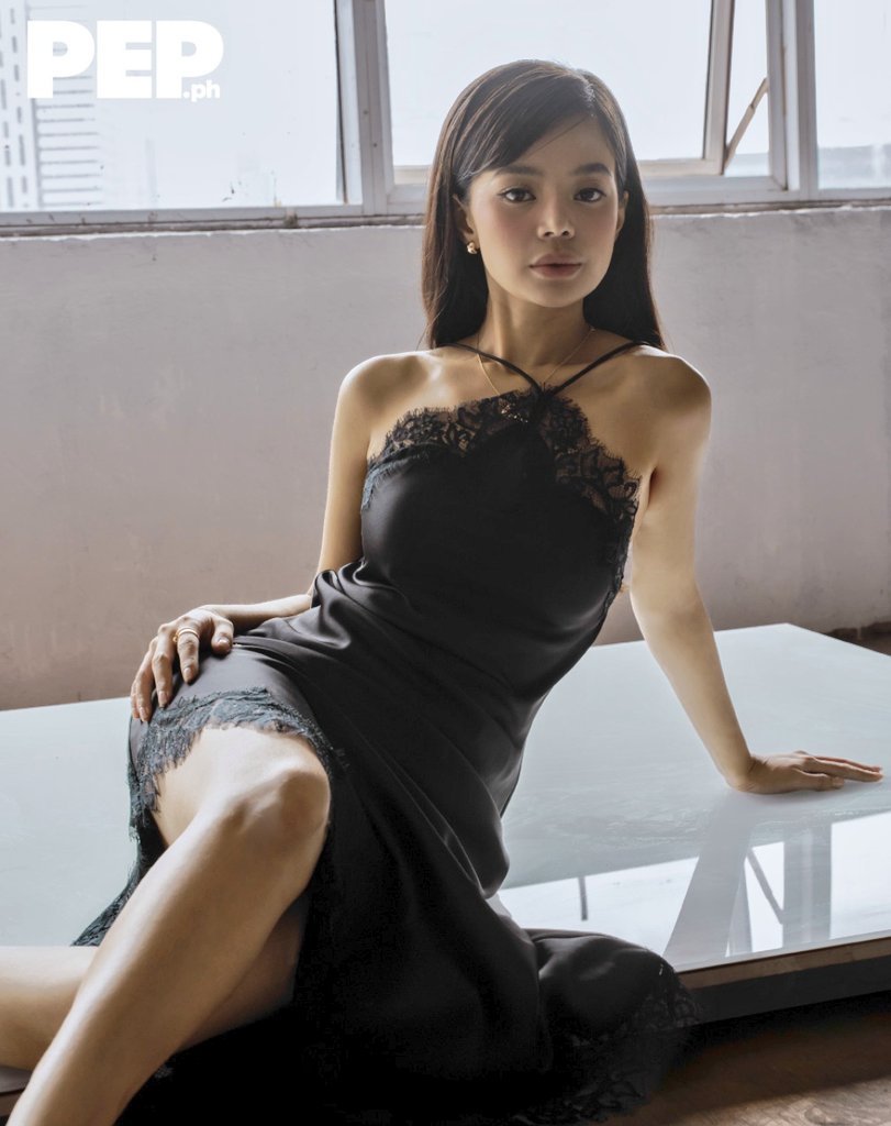 Hopee_39's tweet photo. Super love ko ung visual nila sa pep photoshoot..  ahhhh!!! Apaka hot, apaka expensive...

JADEWARD HAS ARRIVED 

#DustBia https://t.co/CjUfJSsr9F