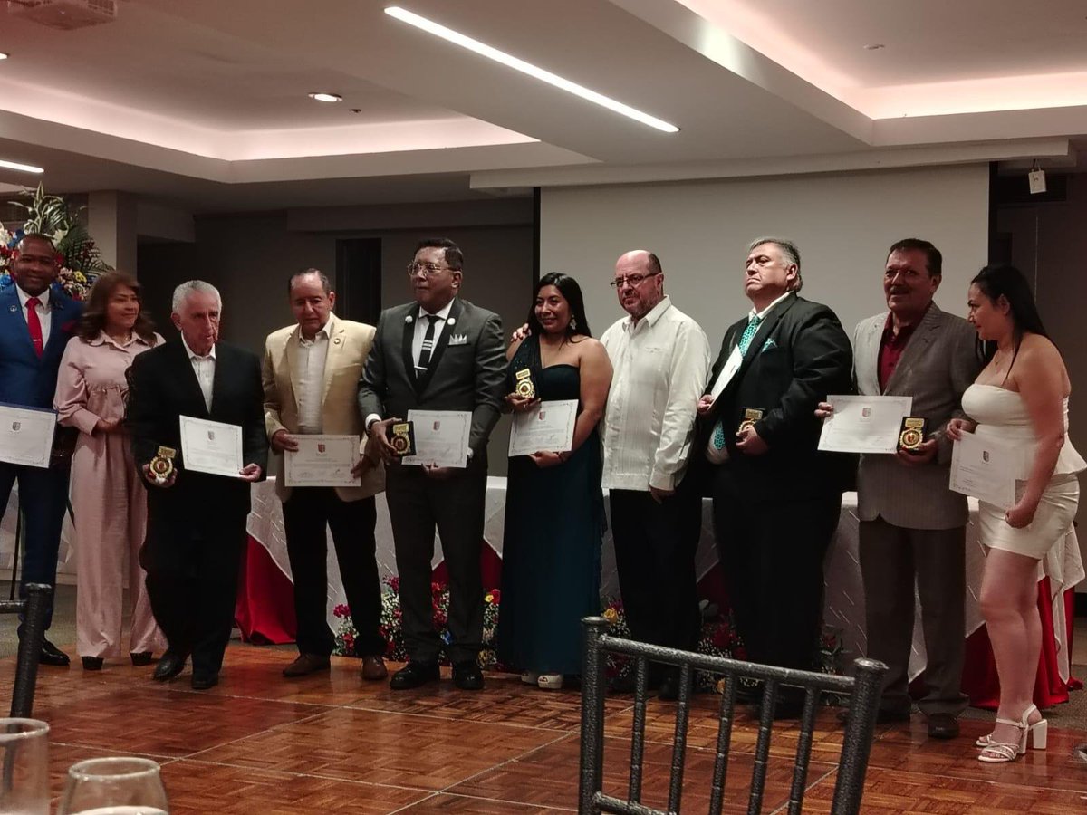 Federación Médica Ecuatoriana tweet media