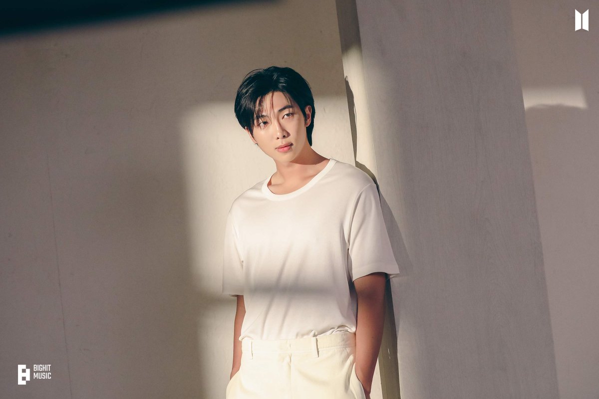 RM's "Wild Flower (with youjeen)" has surpassed 400 million streams on Spotify.