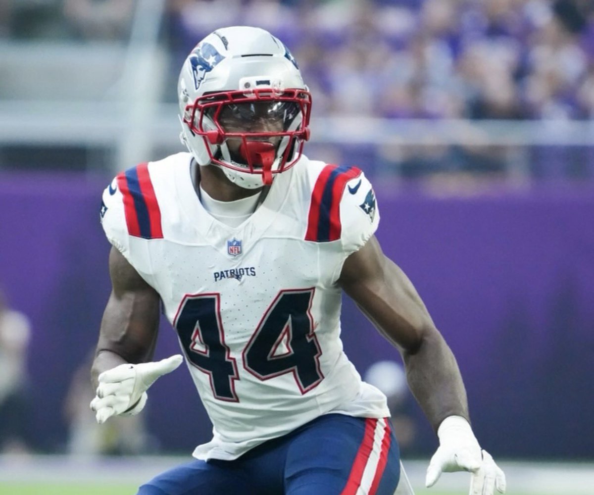 LosTalksPats's tweet image. .@TheAthletic’s latest contract projections for some #Patriots free agents:

🔹K’Lavon Chaisson
3 Years / $48M

🔹Khyiris Tonga
2 Years / $15M

🔹Jaylinn Hawkins
2 Years / $12M

🔹Vederian Lowe
2 Years / $12M

🔹Austin Hooper
1 Year / $5M

Who do they bring back at their price?