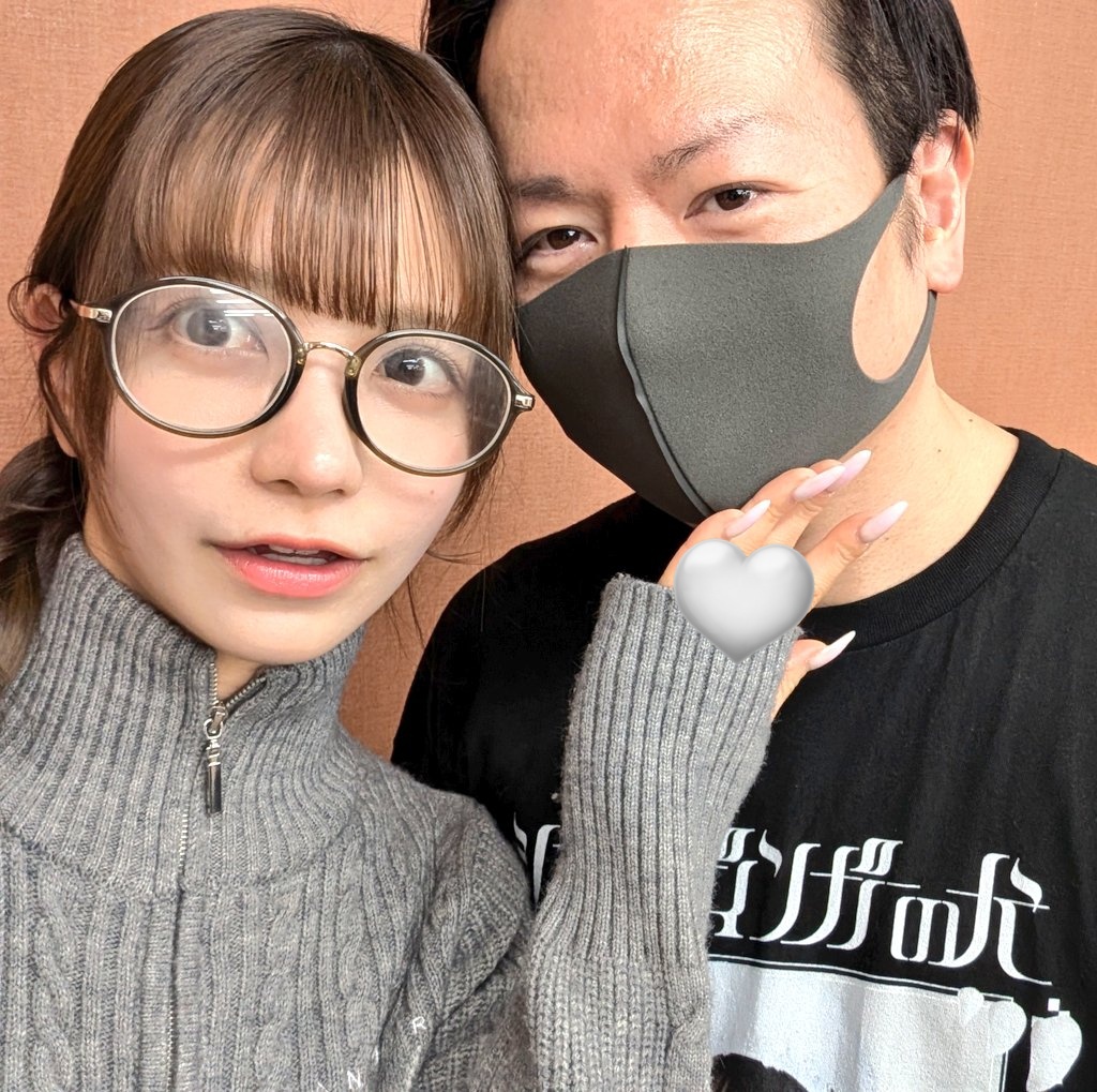 masanori812's tweet photo. ずっとずっとふうが好き!
オレたちだけの天国へ✨
#シュレ犬 #ふうとふふふ #ギミギミ #GoGoHeaven https://t.co/A1ShxCoEjD