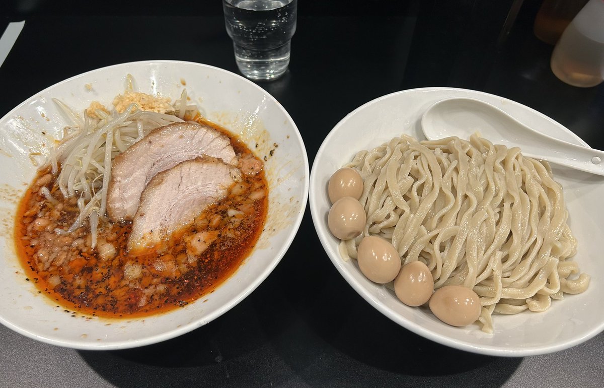 おすし tweet media