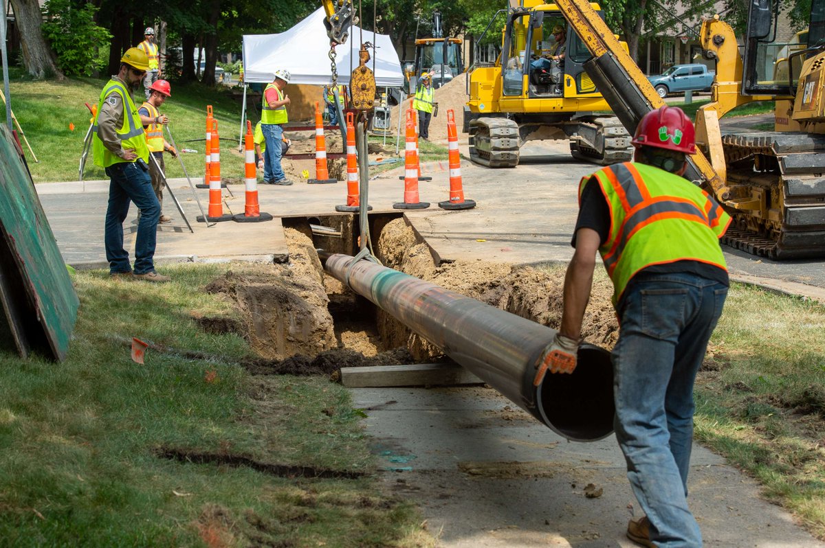 CenterPoint Energy tweet media