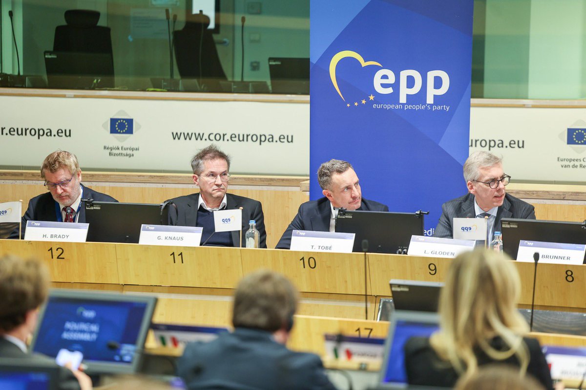 EPP's tweet image. At our first panel on the external dimension of migration at the EPP Political Assembly, we reaffirmed our firm and fair approach: protecting our borders, fighting smugglers and strengthening  partnerships with third countries.