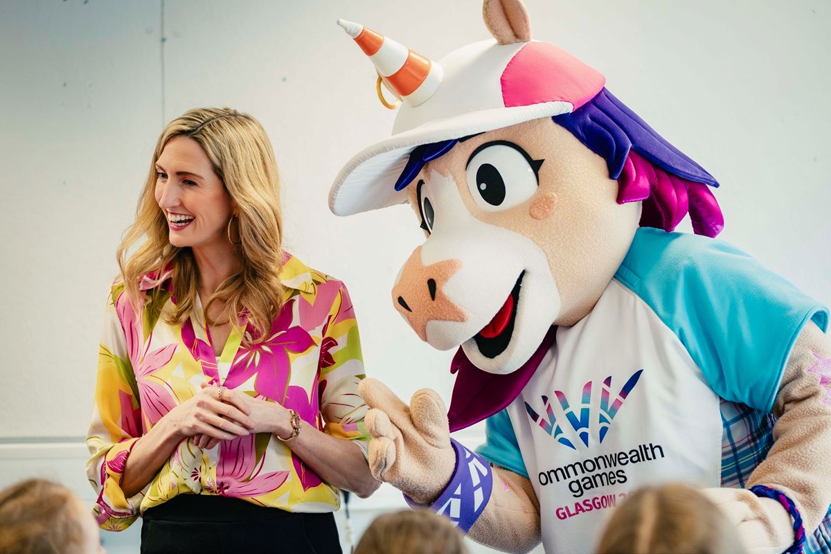 REBECCA HAY tweet media