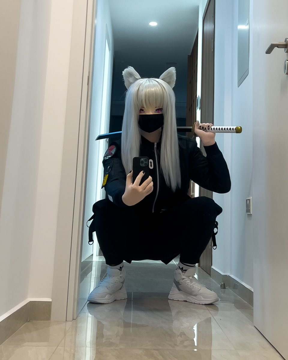 MikaFennech tweet media