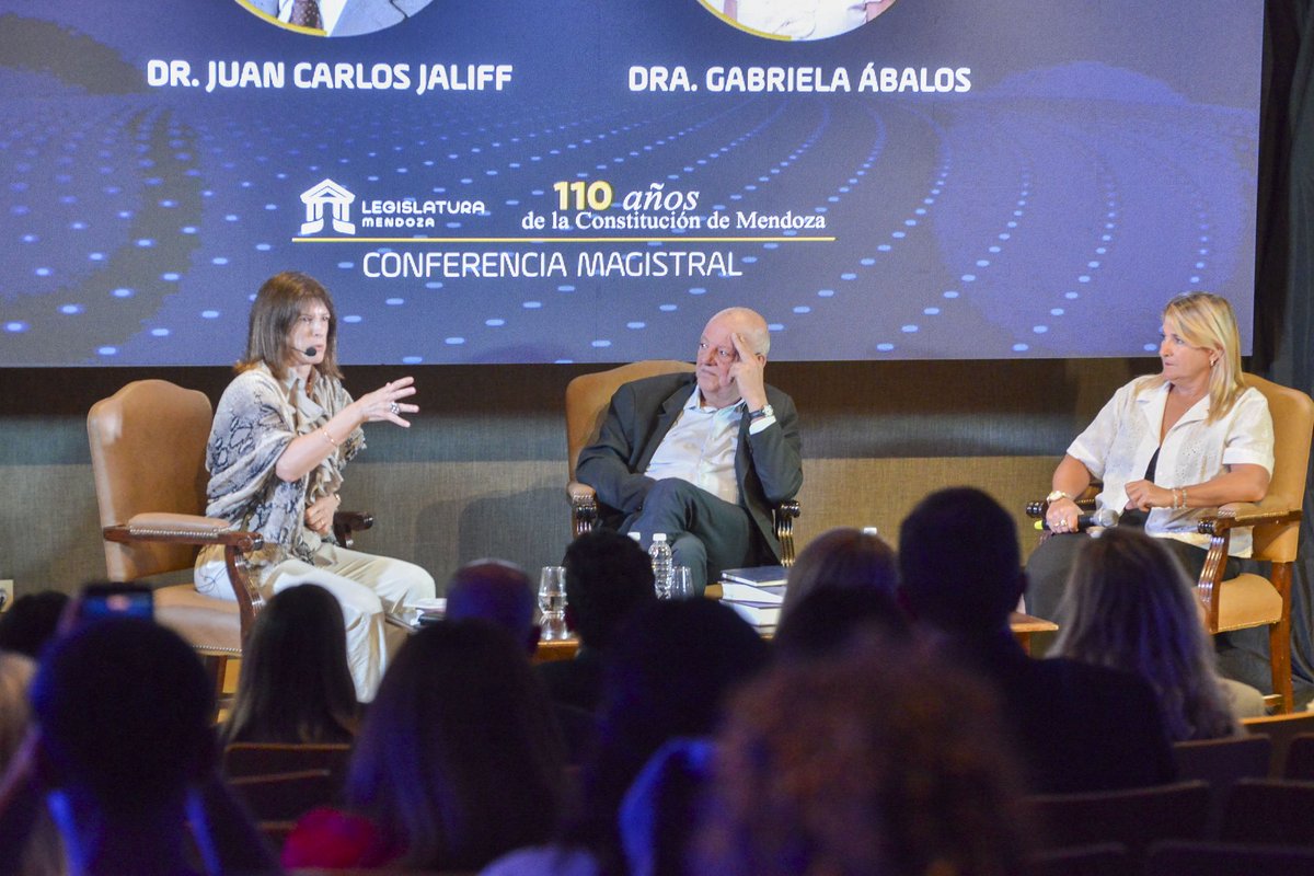 Mario Ana tweet media