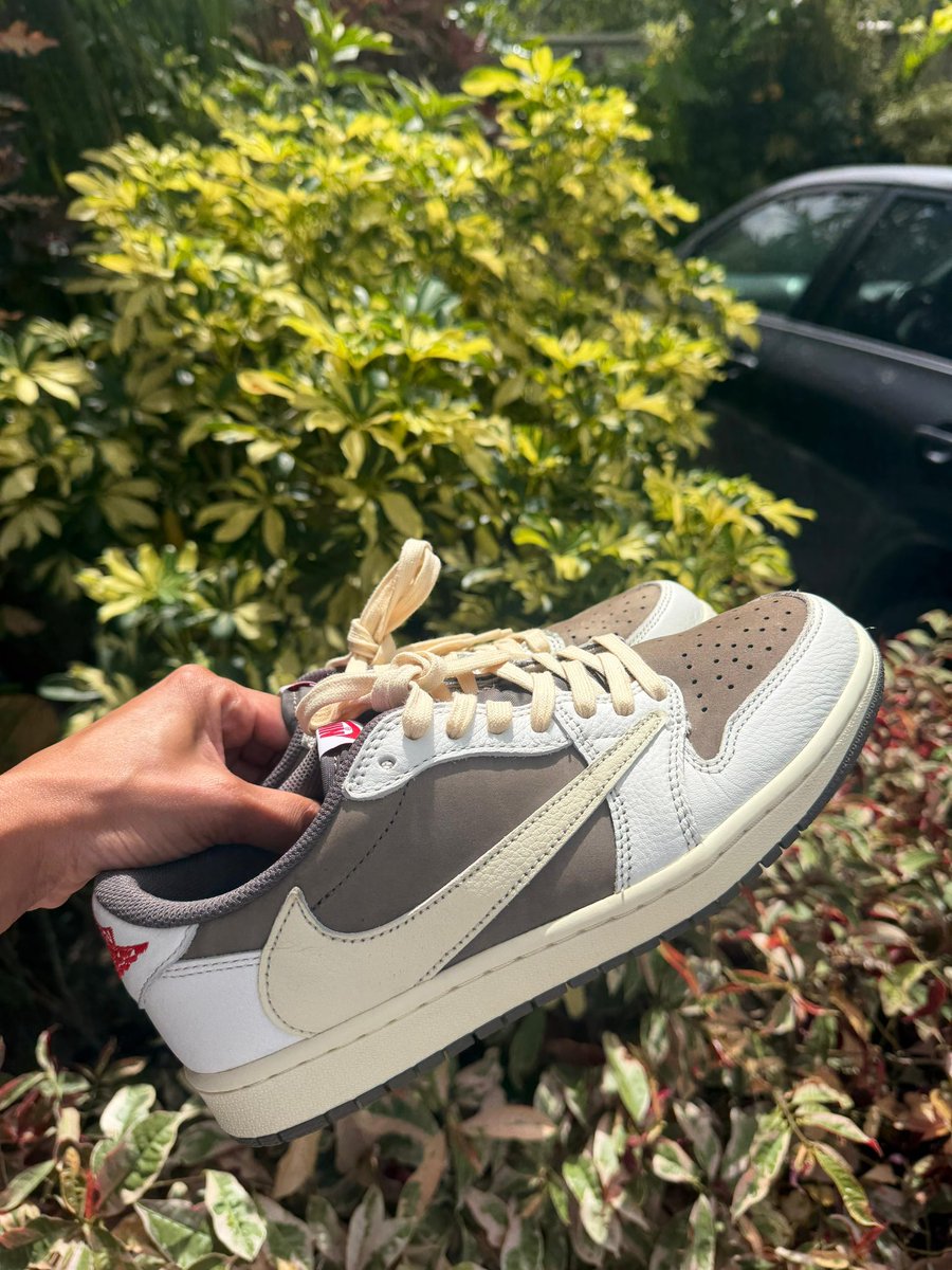juntao868's tweet photo. If I told u these were worn would u believe me?? #ChinCustoms https://t.co/wY5YGqekPw