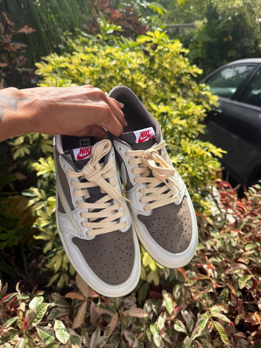 juntao868's tweet photo. If I told u these were worn would u believe me?? #ChinCustoms https://t.co/wY5YGqekPw
