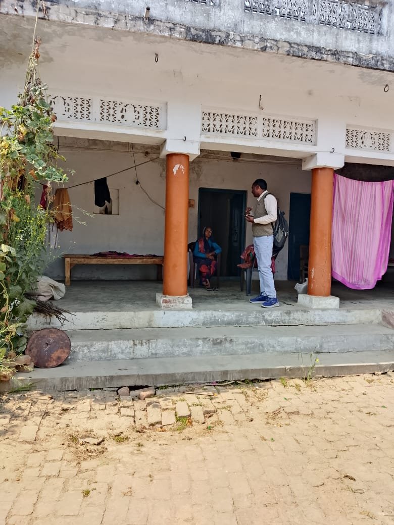 #BijliBillRahatYojna
#बिजली_बिल_राहत_योजना
<a href="/Executi70594334/">Executive Engineer Edd2Basti</a> के क्षेत्रान्तर्गत कार्मिकों द्वारा घर-घर जाकर #बिजली_बिल_राहत_योजना_2025_26 के तहत प्रचार-प्रसार/पम्पलेट वितरण/राजस्व वसूली का कार्य किया गया
<a href="/CMOfficeUP/">CM Office, GoUP</a> <a href="/aksharmaBharat/">A K Sharma</a> <a href="/ChairmanUppcl/">Chairman Uppcl</a> <a href="/UPPCLLKO/">UPPCL</a> <a href="/PuVVNLHQ/">Purvanchal Vidyut Vitaran Nigam Limited</a> <a href="/cebastipuvvnl/">Chief Engineer Basti PUVVNL</a>