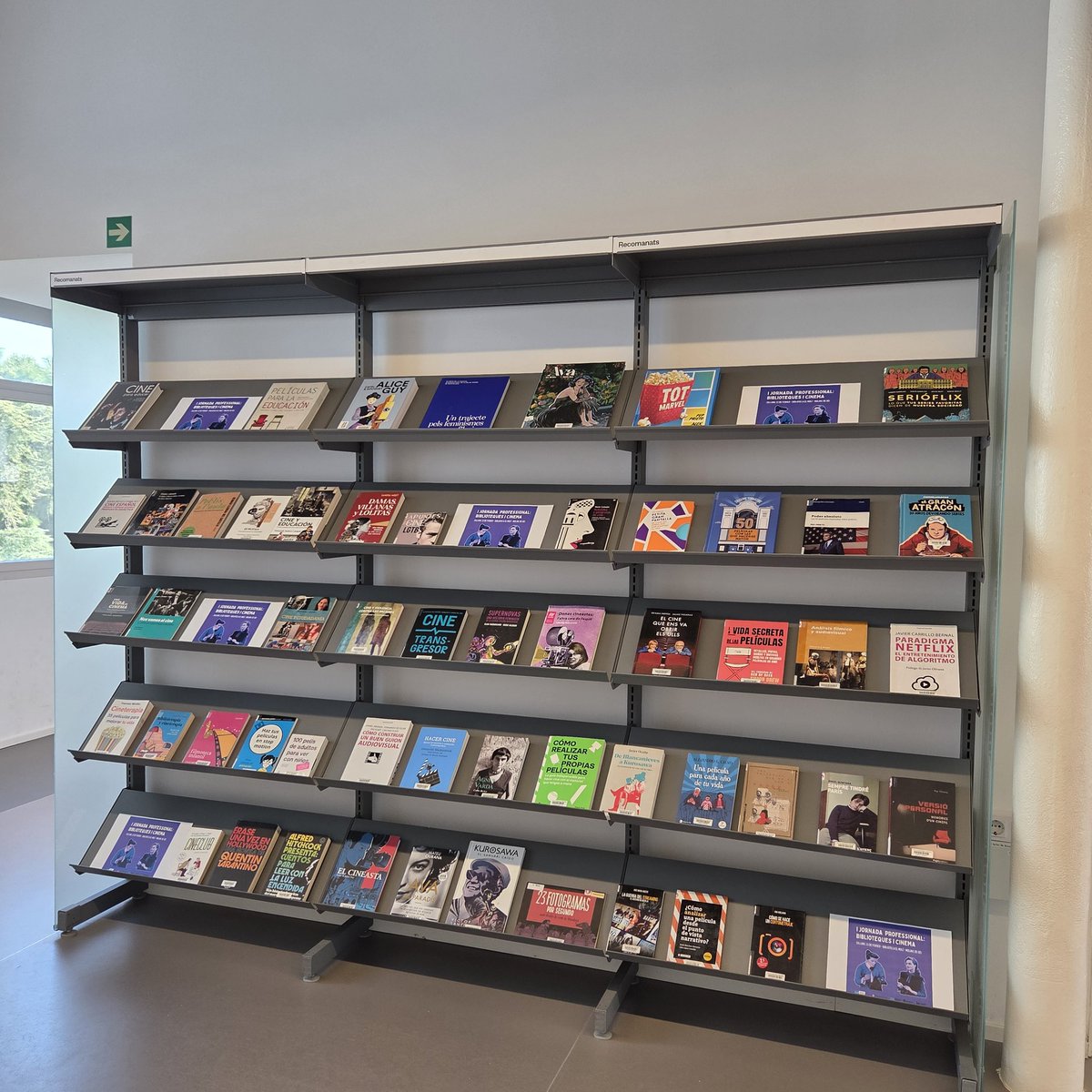 Biblioteca de Molins de Rei tweet media