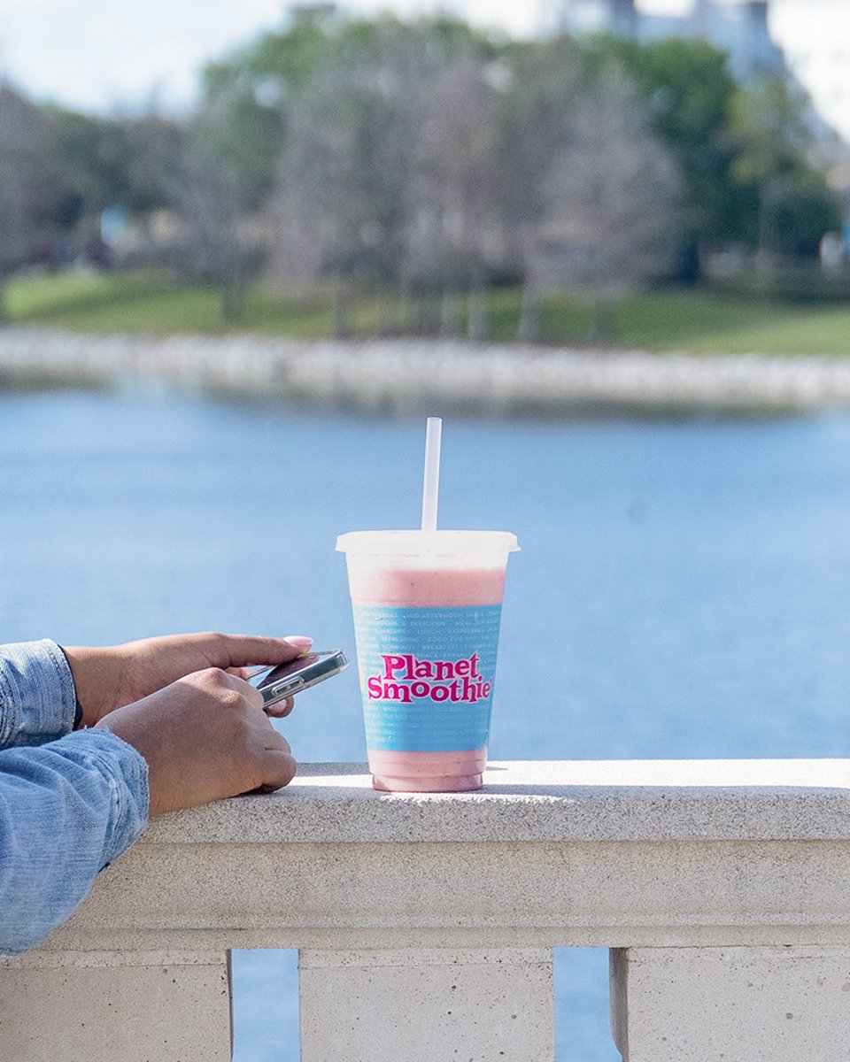 Planet Smoothie tweet media