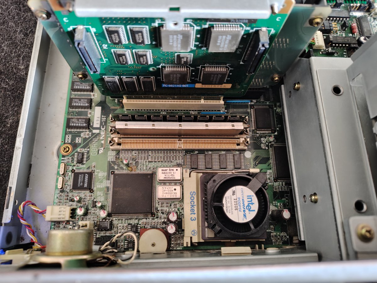 将来、旧主役機Xsをオークション出すとして、3万台は高いかな? 元は5