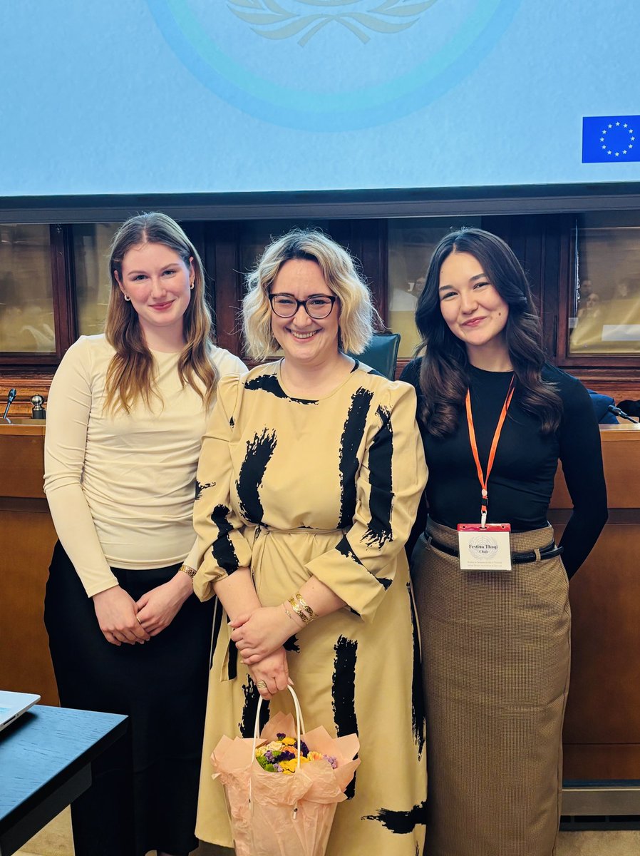 NevaGrasic's tweet photo. Ljubljana🇸🇮 je gostila tretjo izvedbo Model European Parliament (MEP), ki je del projekta Future-EU in kjer sodeluje 30 mladih iz 🇲🇰🇧🇬🇸🇮. Ponosna sem na naše organizatorke, mentorje in krasno energijo mladih - bodočih odločevalcev v EU.👏🏻 @FDVLjubljana @MZEZ_RS #FutureEU https://t.co/Lv1YYcv0Di