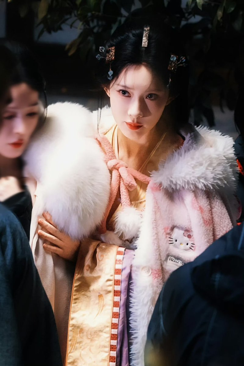 Shen Miao is gorgeous
#MengZiyi