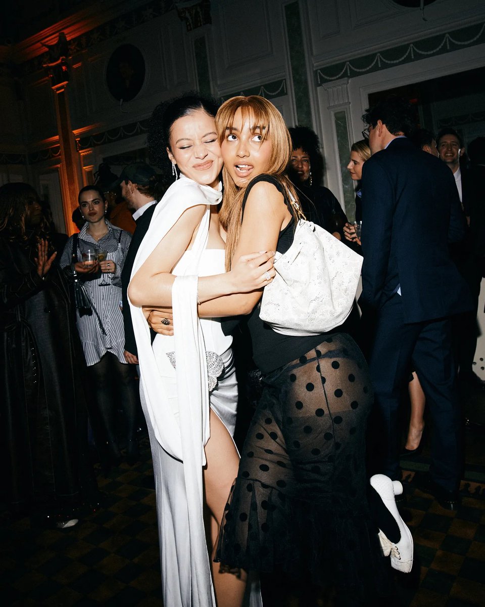 chase infiniti and pinkpantheress stun at vogue and GQ's fashion and film party 🤍