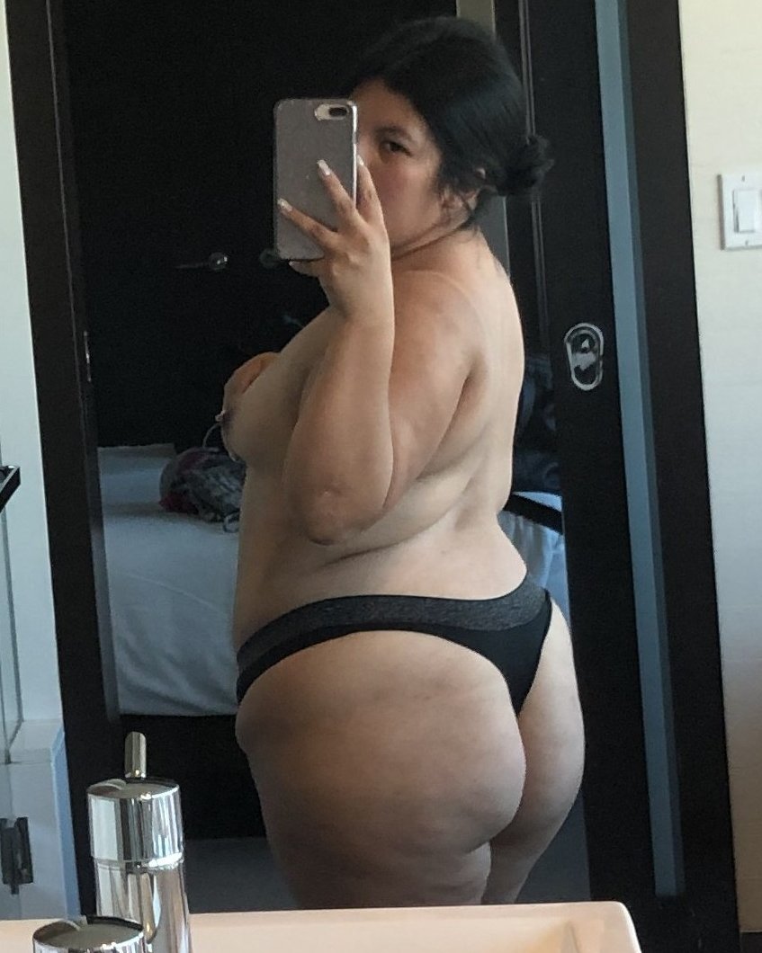 sexylatinawife tweet media