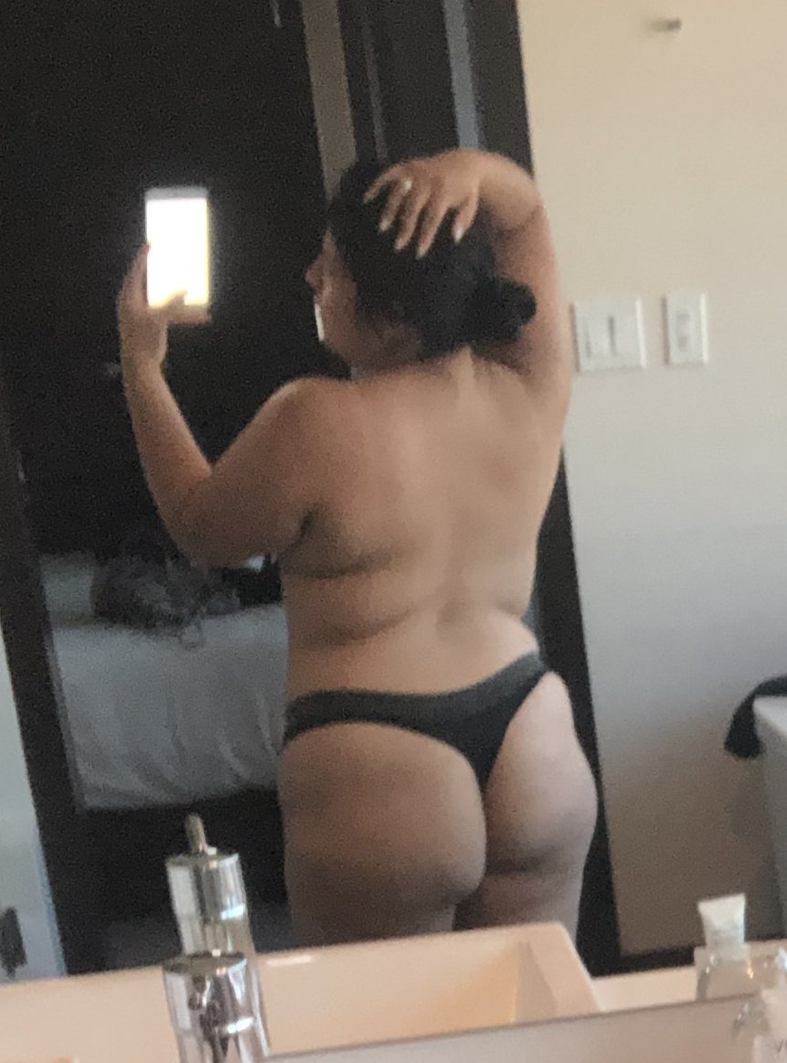 sexylatinawife tweet media