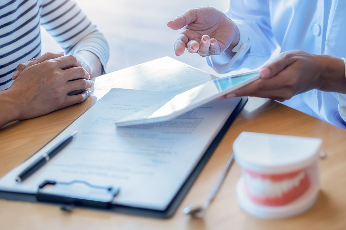 TheOncallbot's tweet image. Worried post-op? Dental After Care Notes boosts clarity &amp;amp; safety. Clear guidance = better recovery! See how it simplifies life for dentists &amp;amp; patients. Learn more now! 
 #dentalemergency #dentalpain #dentalproblem #DentalPractice #DentalTechnology #DentistOnCall #DentalCare