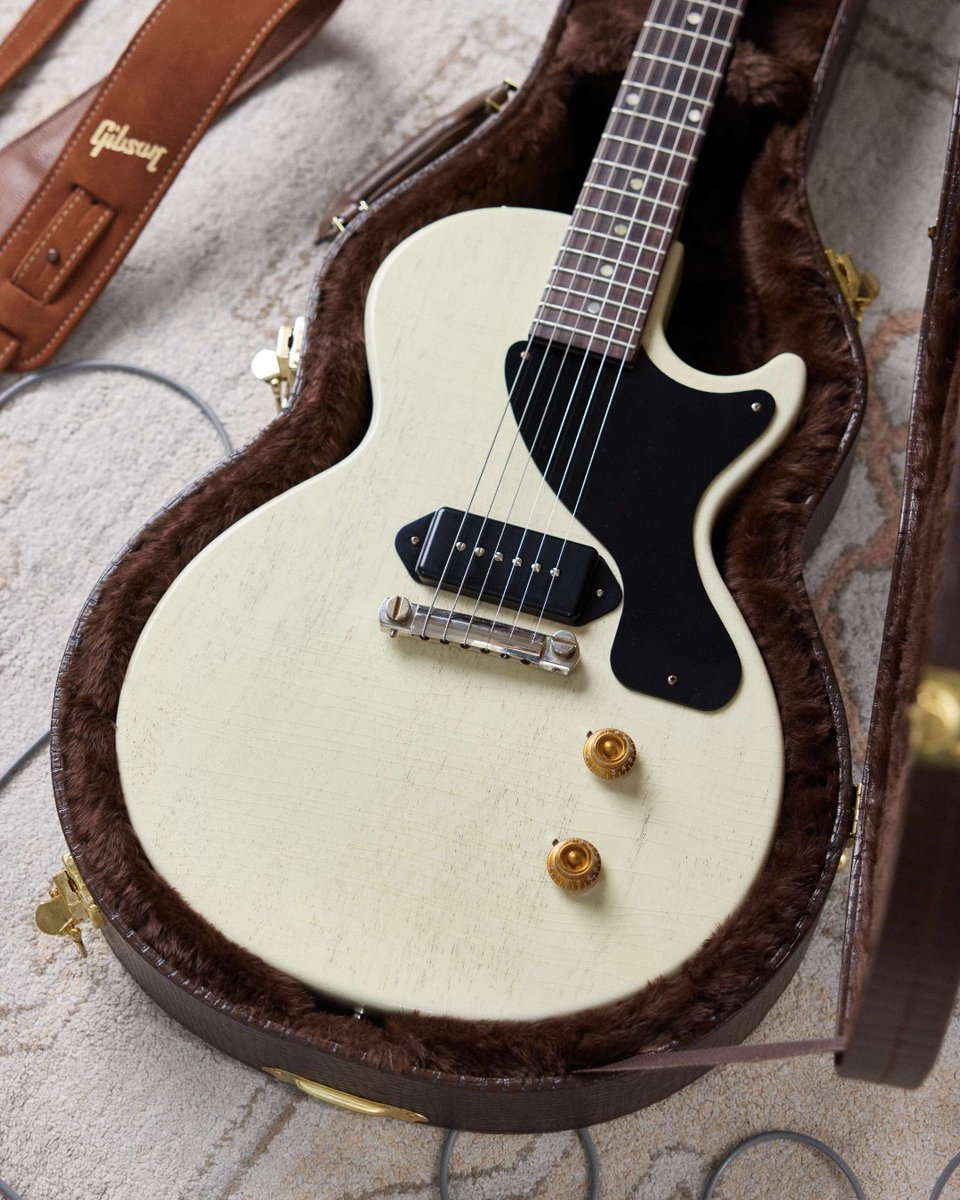 Gibson Custom Shop tweet media