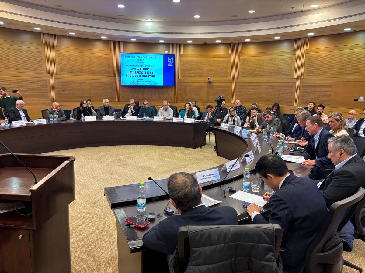 Steffen Seibert tweet media