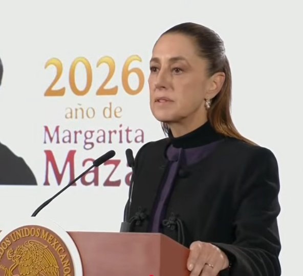 becblan's tweet photo. Del rosario de El Mencho a la #MañaneraDelPueblo https://t.co/yt6CrWL95y