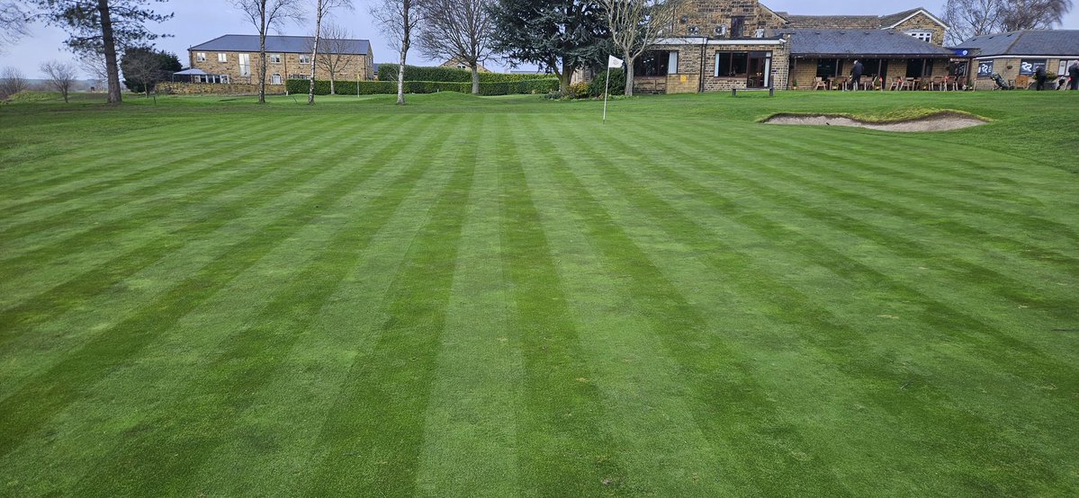 Couple of drier days <a href="/HowleyGC/">Howley Hall GC</a> mean the mowers have been out at last. Greens getting a handcut, fertiliser applied to approaches &amp; greens sprayed. Forecast for the week looks promising, hopefully get moving with a few bits...