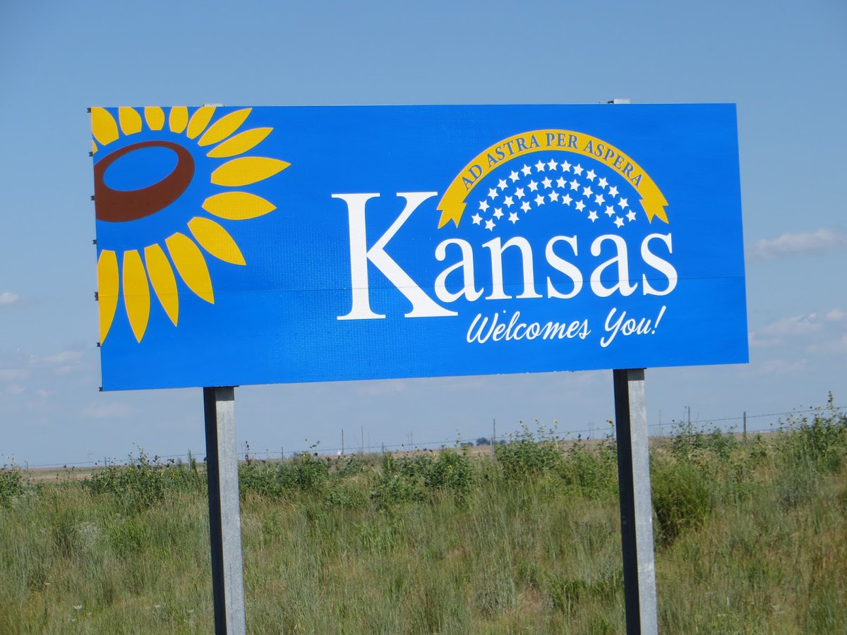 careersingov's tweet image. 🌟 Ready for a new career in #Missouri? Great government job opportunities await—apply now! #MOJobs #GovJobs bit.ly/407YI8s