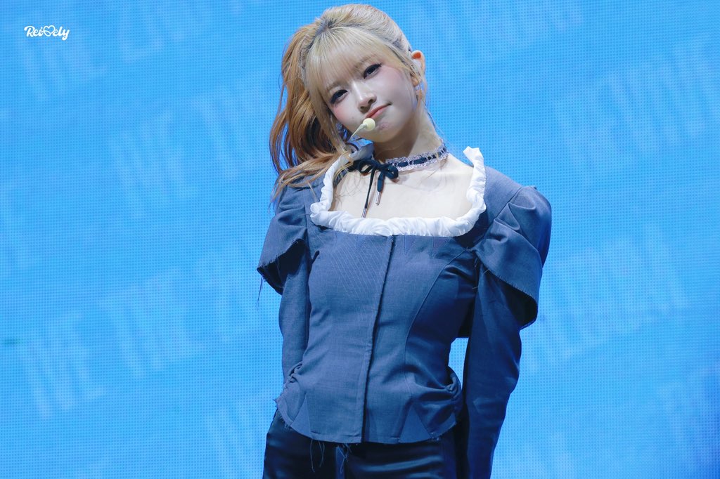 𝐑𝐞𝐢𝐯𝐞𝐥𝐲 tweet media