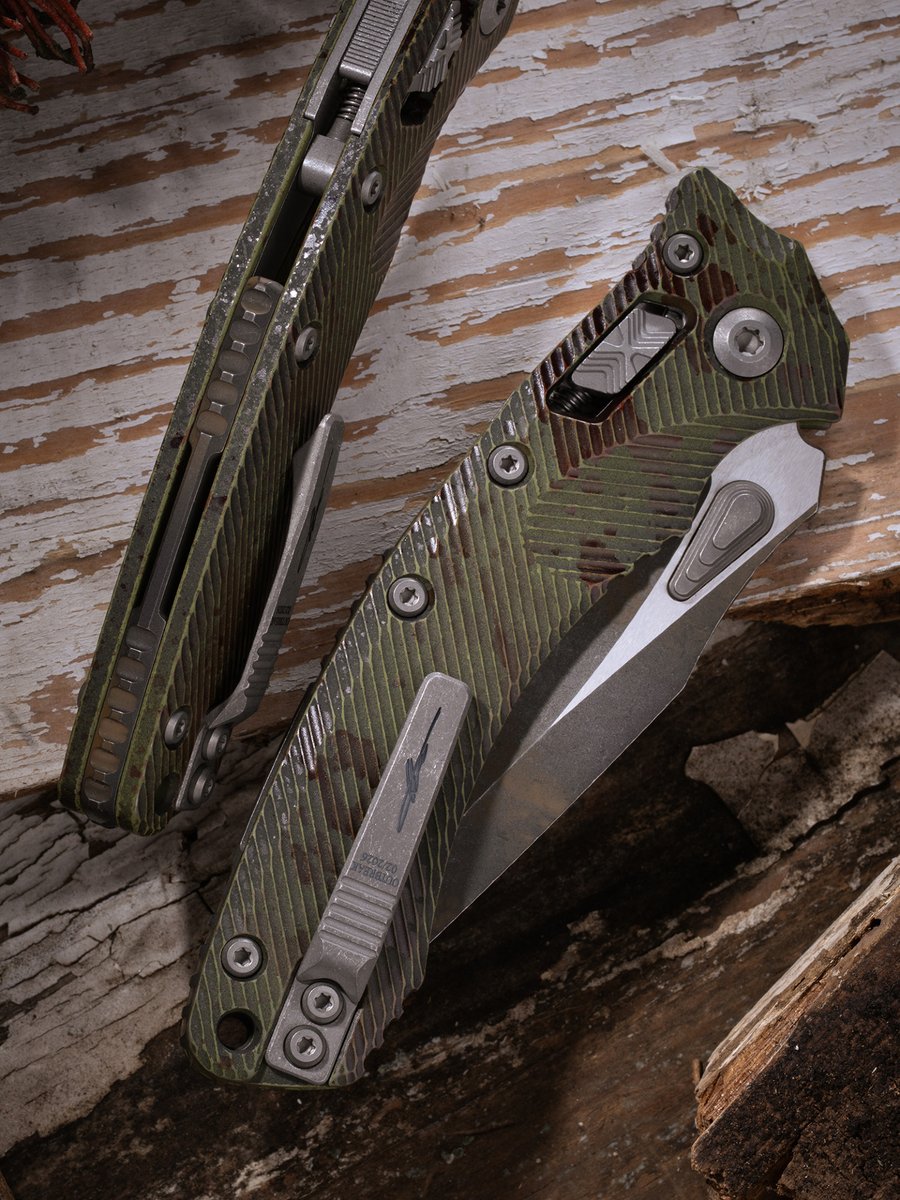 microtechknives's tweet photo. Signature Series Outbreak® Amphibian® RAMLOK™ featuring fluted handles and a partially serrated S/E blade.
#MicrotechKnives #Amphibian #RAMLOK #QualityKnives #KnifeDesign #Outbreak https://t.co/ANS2xrRv3t