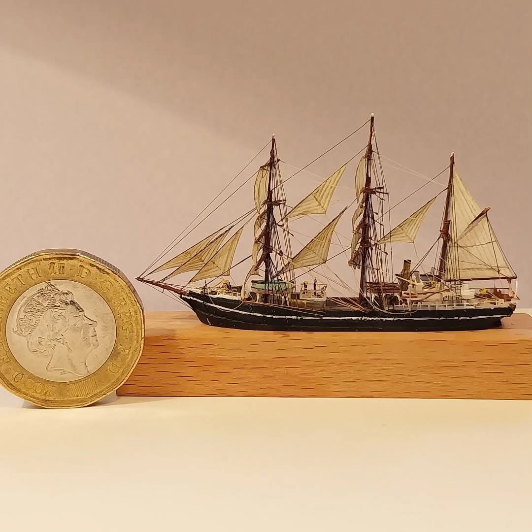 Colin Baxter tweet media