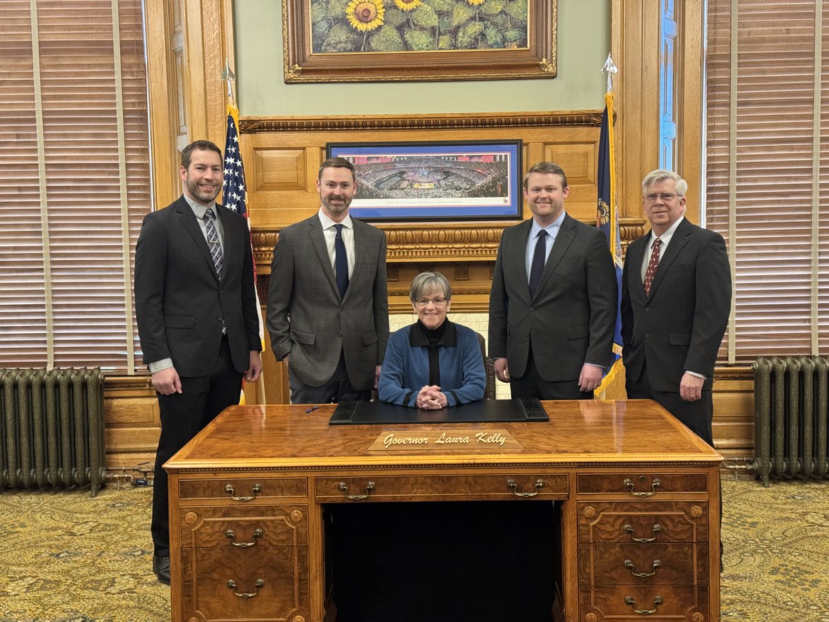 Kansas Engineer tweet media