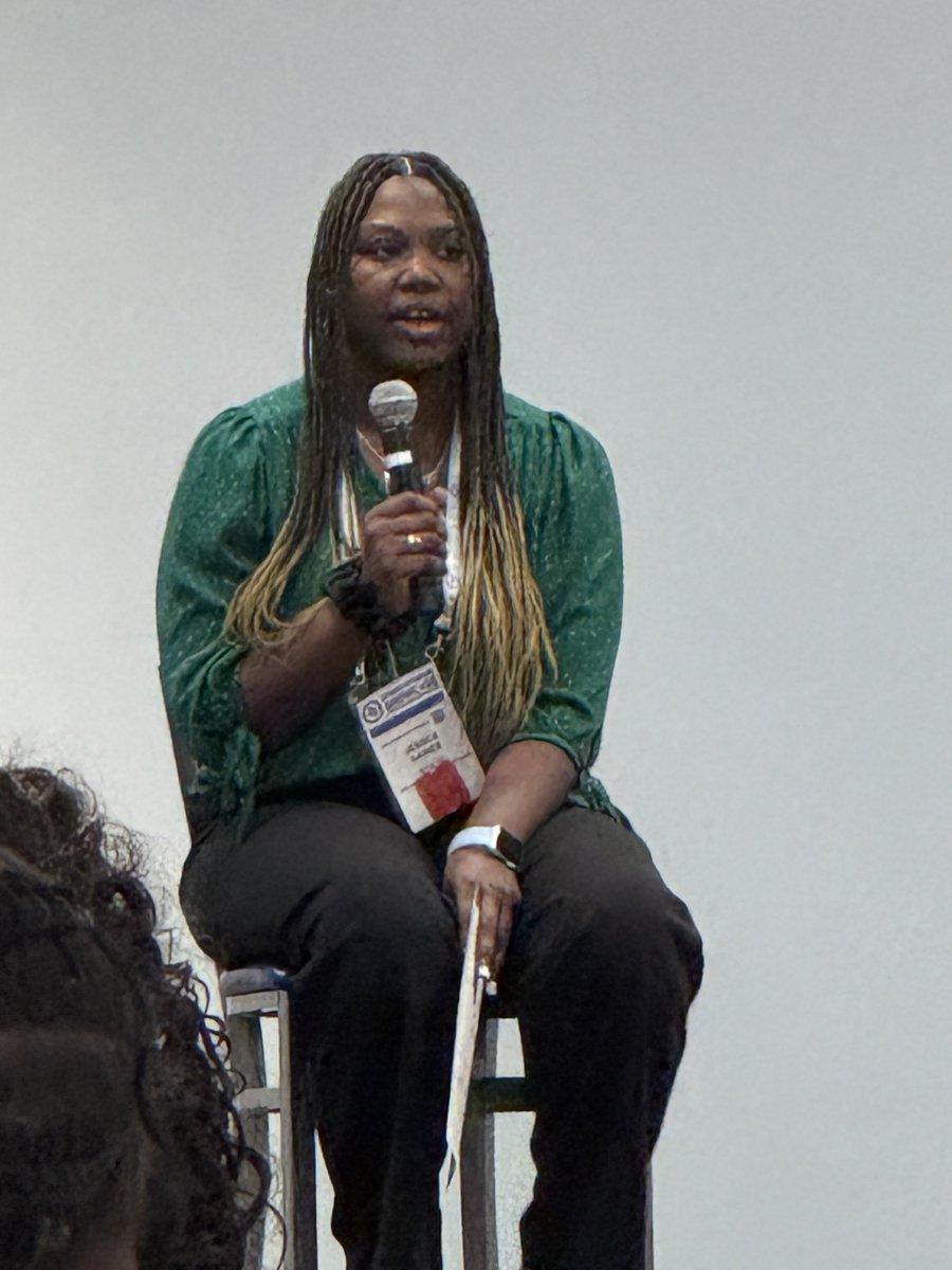 Coach Derrell Oliver tweet media