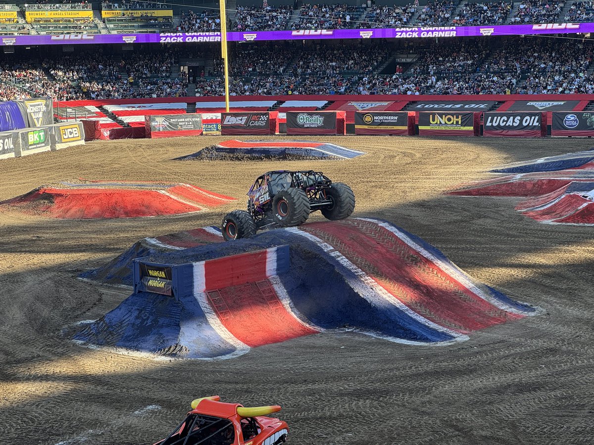 ThankYouX tweet media