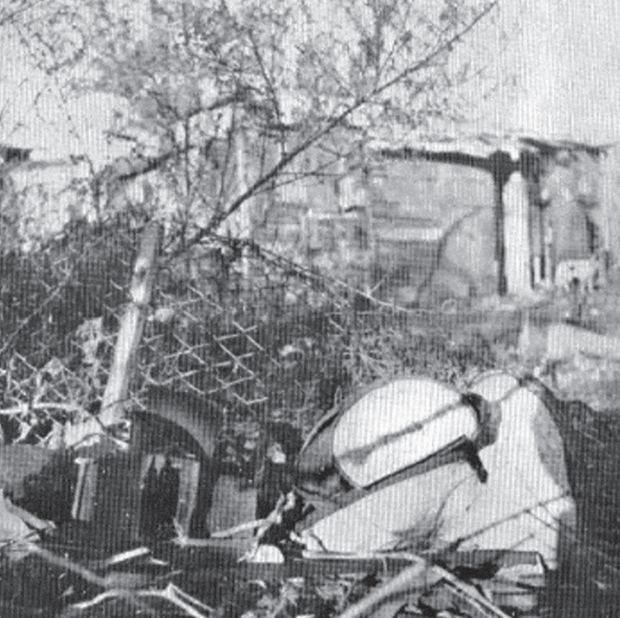 Una imagen del interior de la villa del Bajo Belgrano. Año 1949.