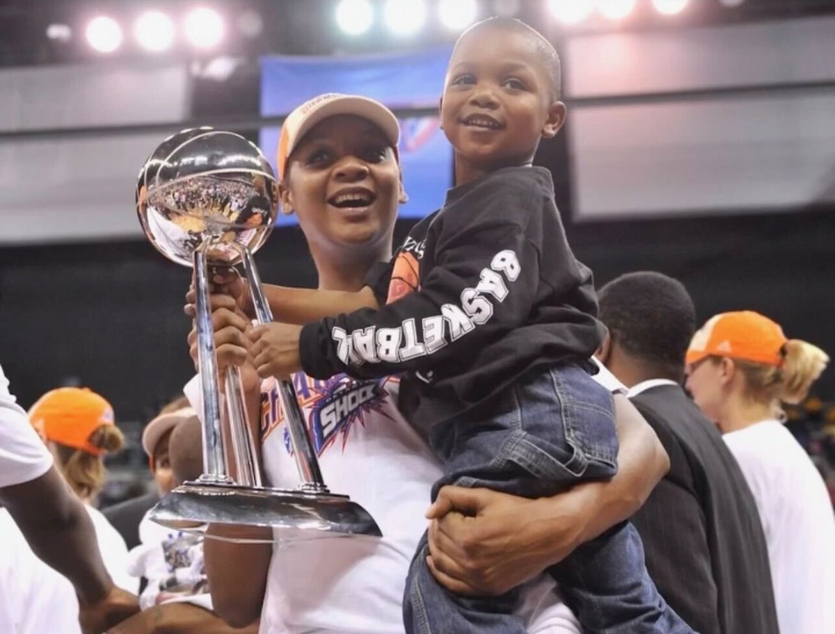 Legends of Basketball tweet media