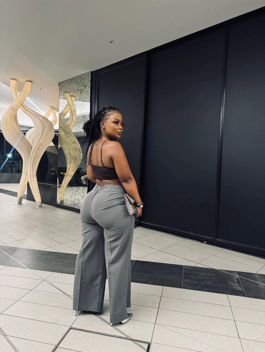 BAMIDELE🕊 tweet media