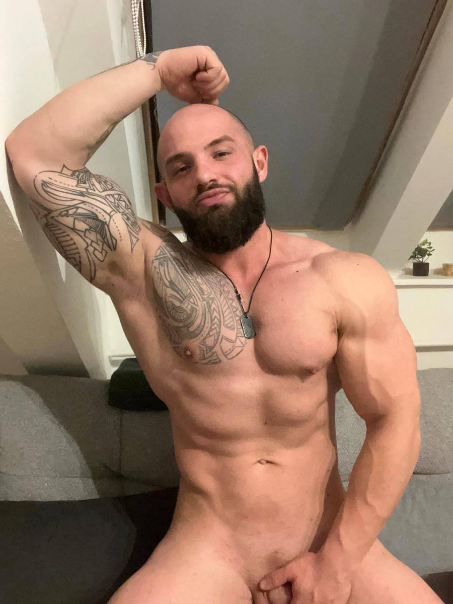 Wataa

All my videos
linktr.ee/marcuspower