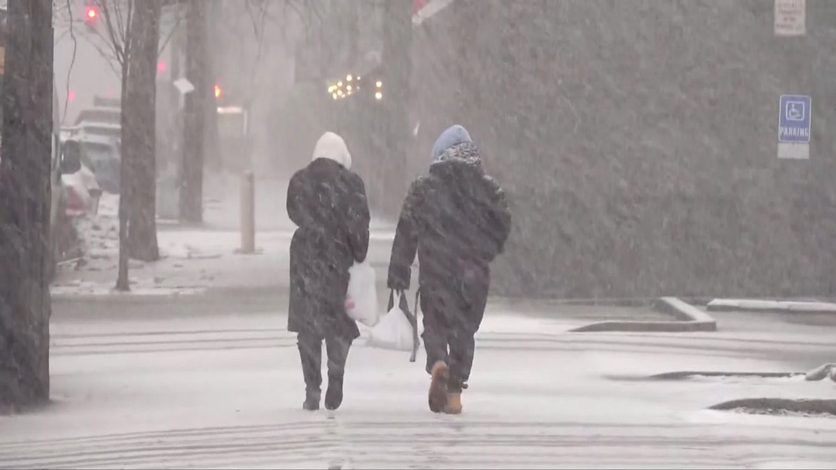 Breaking News tweet media